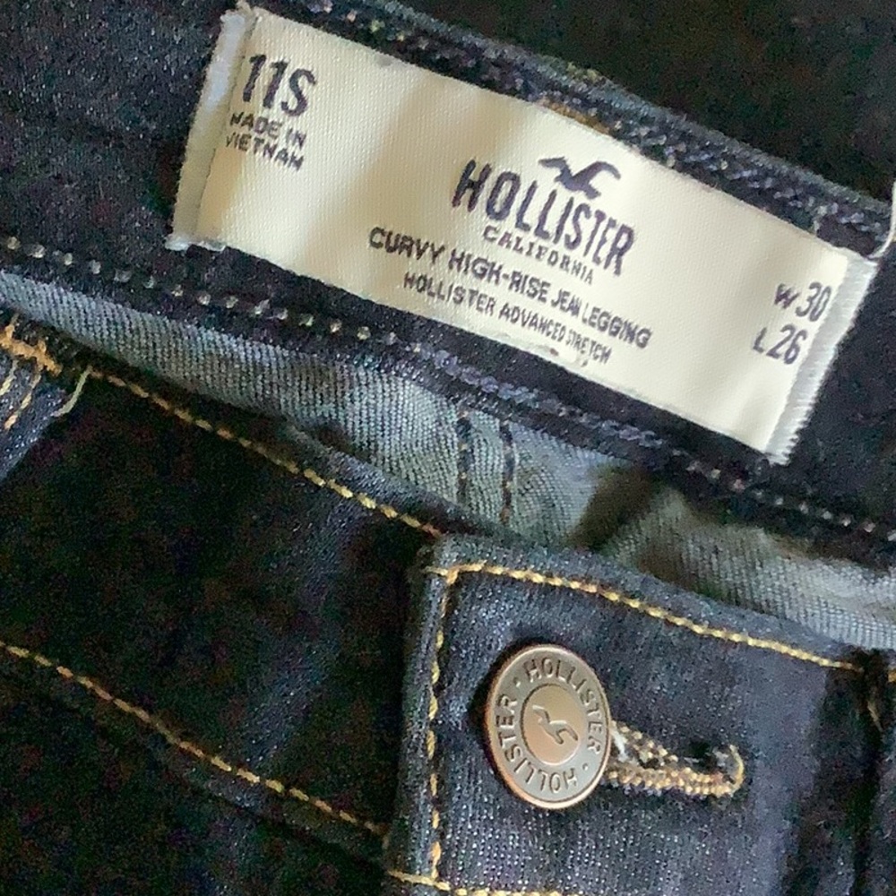 Hollister Advanced Stretch Jeans in Dark Blue